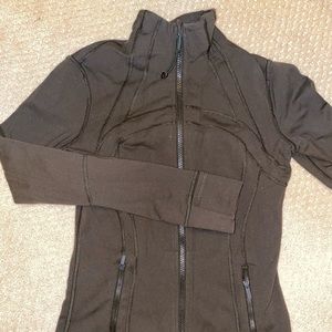 Army green Lululemon jacket with unique sleeves